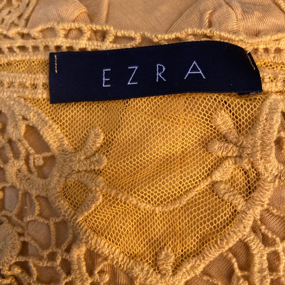 NWOT Oversized Shirt w/ Lace Back by Ezra - Picture 4 of 4